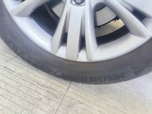 [上海·沪L] 二手奥迪奥迪Q72011款 3.0 TFSI 舒适型(200kW)