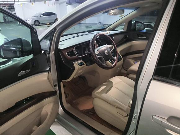 [南京·苏A] 二手别克别克GL82013款 2.4L CT豪华商务舒适版