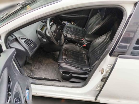 [合肥·皖A] 二手雪铁龙世嘉2016款 经典 三厢 1.6L 手动CNG