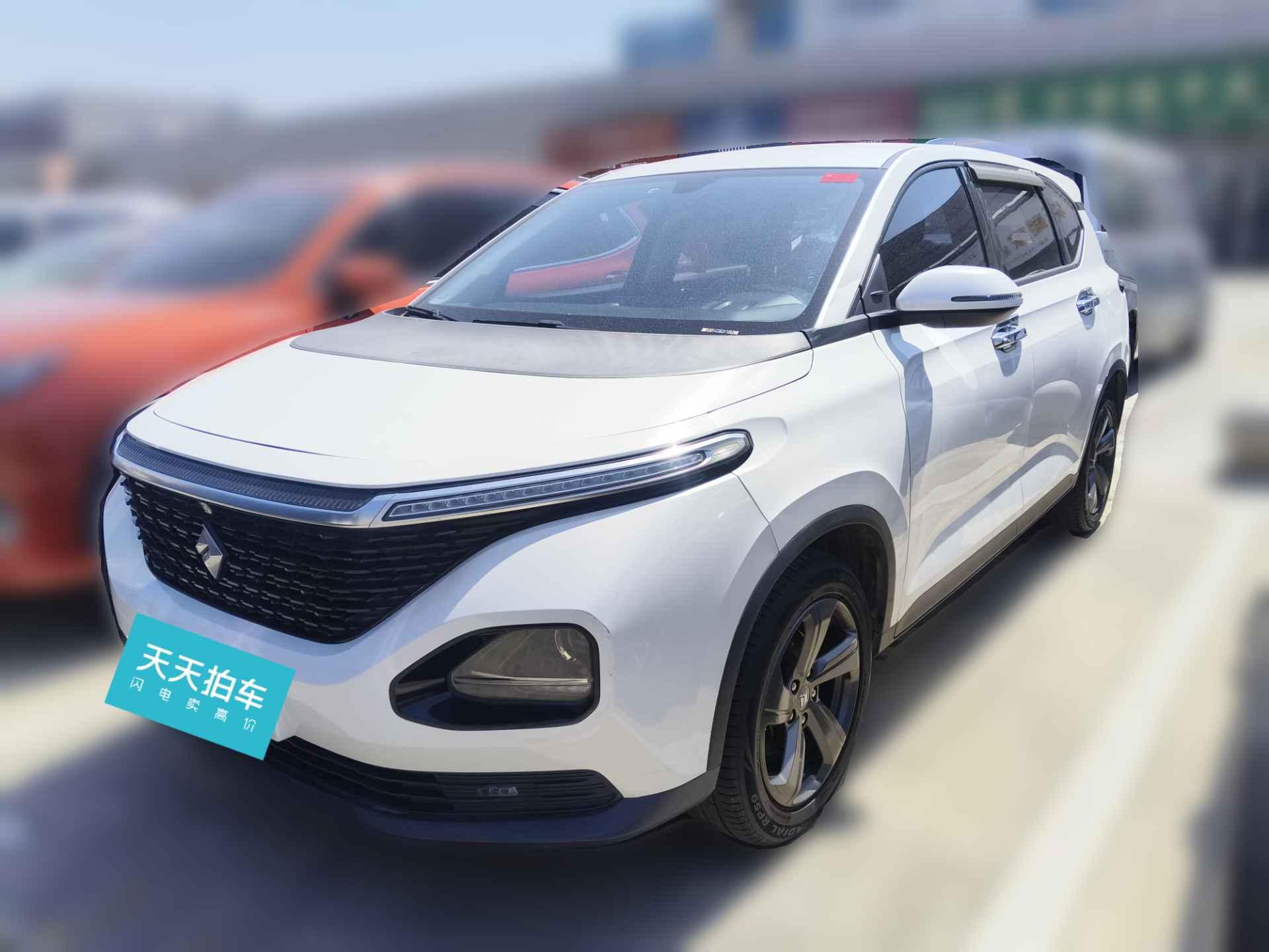 [芜湖·皖B] 宝骏宝骏RM-52019款 1.5T CVT 24小时在线精英型 7座