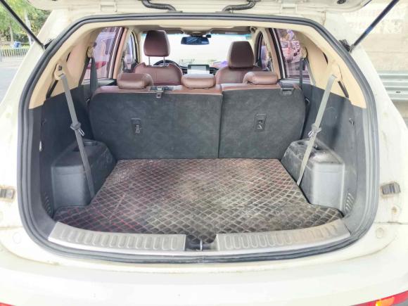 [成都·川A] 二手宝骏宝骏5602017款 1.5T DCT旗舰型 7座