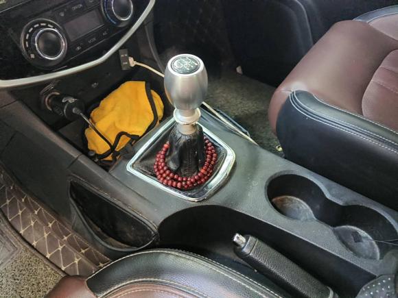 [广州·粤A] 二手东风风行风行F6002016款 F600L 2.0L 尊享型