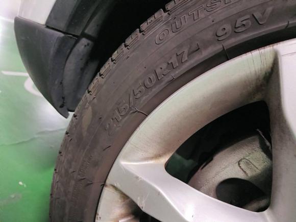 [上海·沪B] 二手长安长安CS352016款 1.6L 手动豪华型 国V