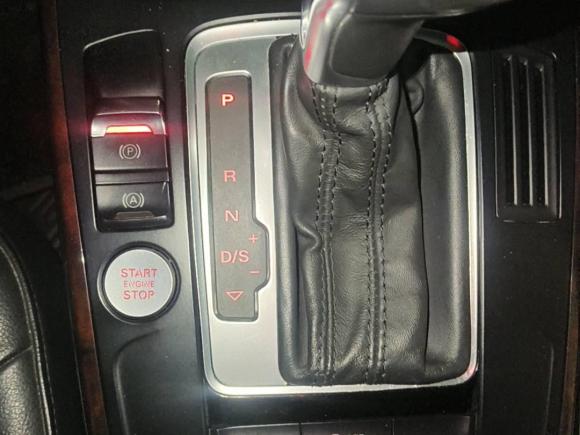 [成都·川A] 二手奥迪奥迪A4L2016款 35 TFSI 典藏版 自动标准型