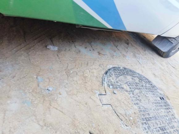 [济南·鲁A] 二手依维柯依维柯得意2014款 2.5T-A35 NJ6484ACM47Z4