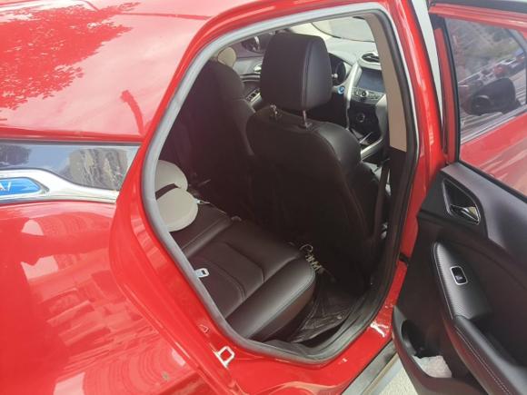 [深圳·粤B] 二手比亚迪元新能源2018款 EV360 智联炫酷型