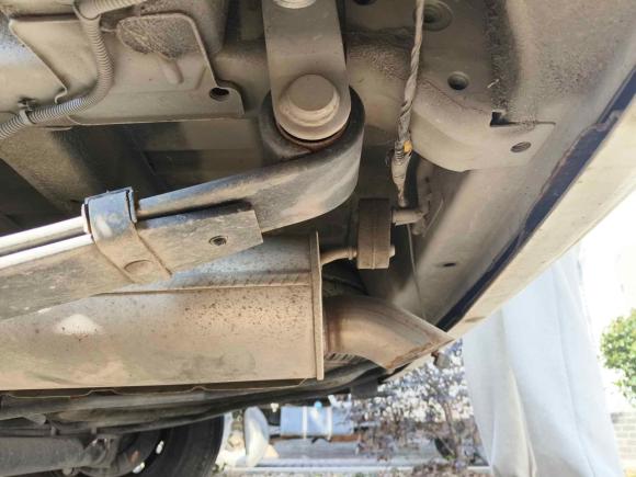 [宁波·浙B] 二手上汽大通MAXUS新途V802023款 2.0T 手动经典傲运通长轴中顶6/7/8/9座