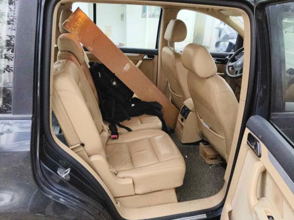 [苏州·苏E] 二手大众途安2011款 1.4T DSG智雅版5座