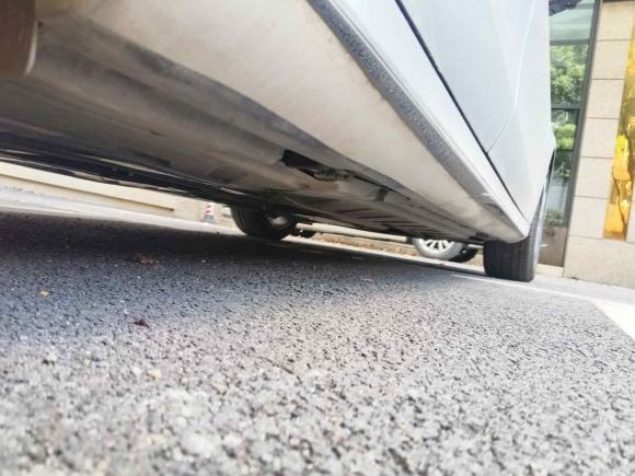 [武汉·鄂A] 二手奔驰奔驰E级2022款 E 300 L 运动豪华型