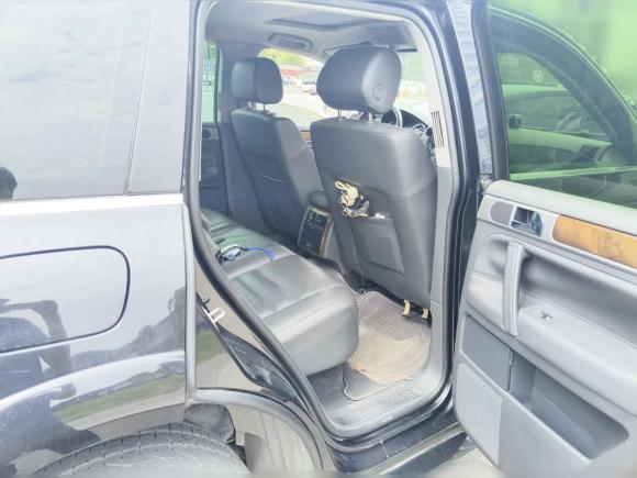 [成都·川A] 二手大众途锐2010款 3.6 限量顶配版