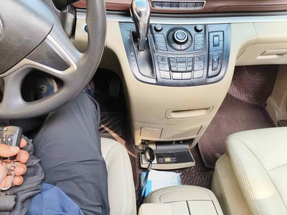 [合肥·皖A] 二手别克别克GL82014款 2.4L CT豪华商务舒适版