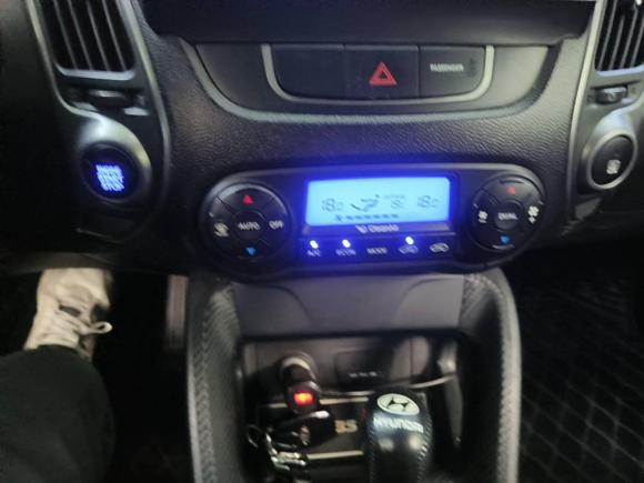 [武汉·鄂A] 二手现代北京现代ix352015款 2.0L 自动两驱智能型 国V