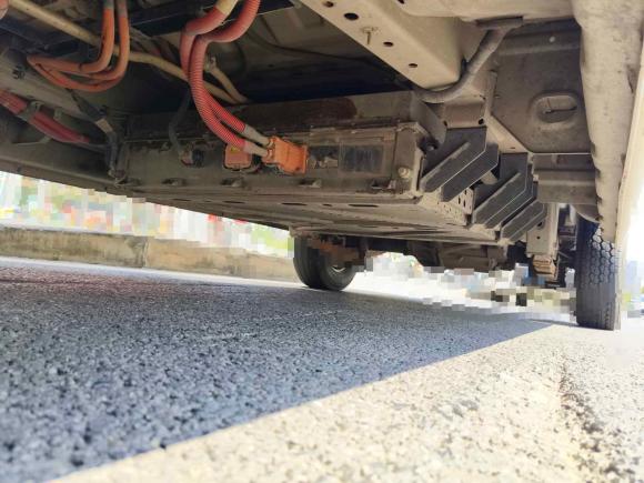 [武汉·鄂A] 二手东风御风御风EM262023款 标准版 41.472kWh 河南锂动