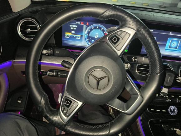 [苏州·苏E] 二手奔驰奔驰E级2018款 改款 E 300 L 运动豪华型