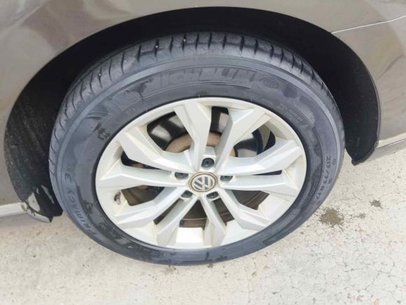 [南昌·赣A] 二手大众迈腾2017款 330TSI DSG 豪华型