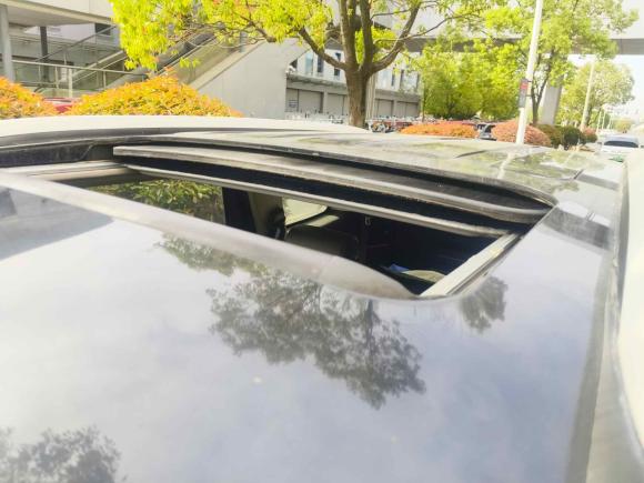 [南京·苏A] 二手江铃驭胜S3502016款 2.0T 自动四驱汽油超豪华版7座