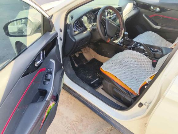 [济南·鲁A] 二手启辰启辰D602019款 十万荣耀 1.6L XE 手动辰享版 国V