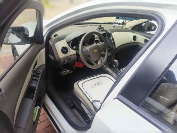 [成都·川A] 二手雪佛兰科鲁兹2015款 1.5L 经典 SE AT