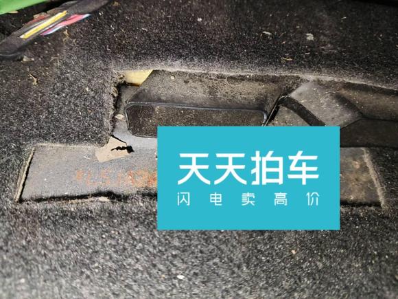 [上海·沪B] 二手荣威荣威RX52017款 20T 两驱自动互联网智尊版