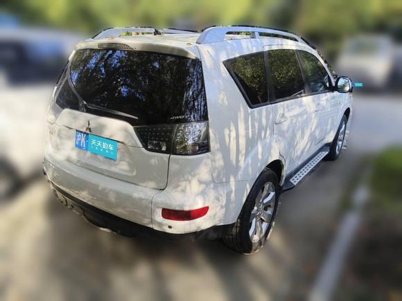 [上海·沪K] 二手三菱欧蓝德2010款 劲界 2.4 时尚版