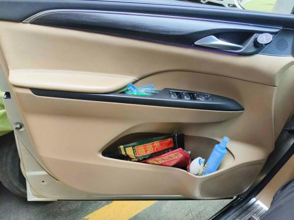 [广州·粤A] 二手别克别克GL82021款 ES陆尊 653T 尊享型