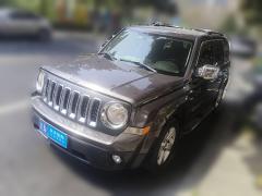 [成都·川A] Jeep自由客2014款 2.4L 运动版