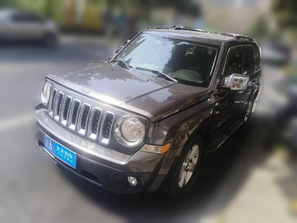 [成都·川A] 二手Jeep自由客2014款 2.4L 运动版