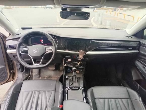 [武汉·鄂A] 二手大众帕萨特2022款 330TSI 豪华版