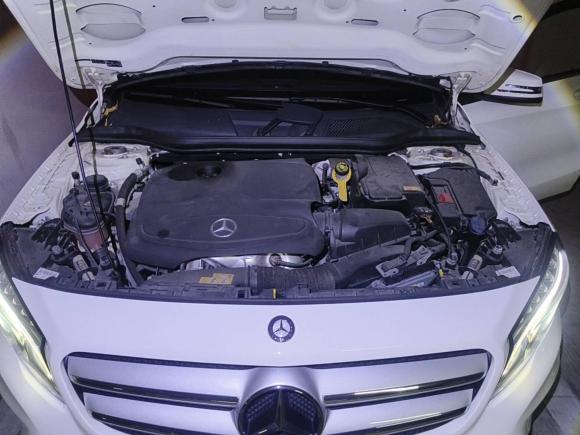 [深圳·粤L] 二手奔驰奔驰GLA2016款 GLA 200 时尚型