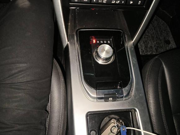 [武汉·鄂W] 二手路虎发现神行2018款 240PS SE版