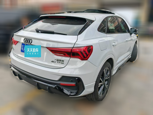 [广州·粤A] 二手奥迪奥迪Q32020款 40 TFSI 时尚动感型