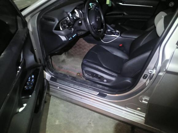 [南京·苏A] 二手丰田凯美瑞2021款 2.0G 豪华版