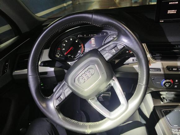 [上海·沪A] 二手奥迪奥迪Q72016款 40 TFSI 舒适型