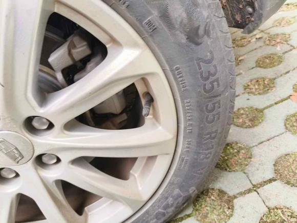 [武汉·鄂A] 二手凯迪拉克凯迪拉克XT42018款 28T 两驱技术型