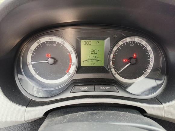 [南昌·赣A] 二手斯柯达晶锐2017款 1.4L 自动车享版