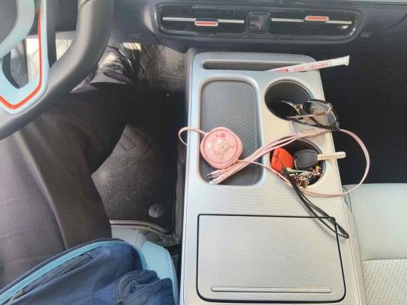 [上海·沪A] 二手埃安AION Y2022款 Plus 70 科技版