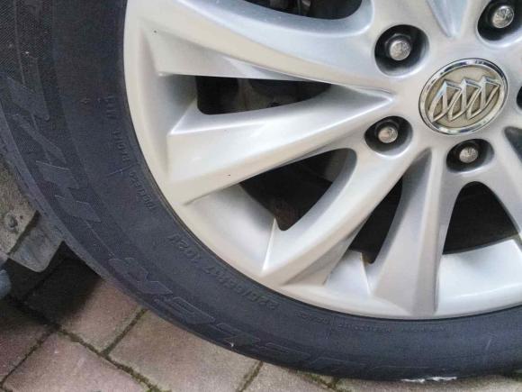 [武汉·鄂A] 二手别克昂科威Plus2017款 28T 四驱精英型