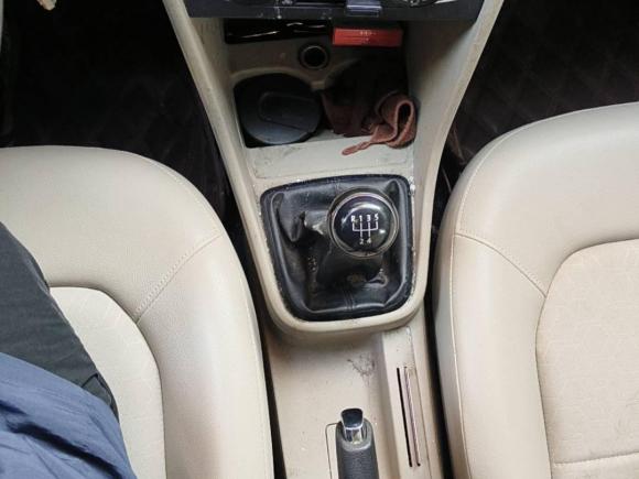 [成都·川A] 二手大众桑塔纳2013款 1.4L 手动舒适版