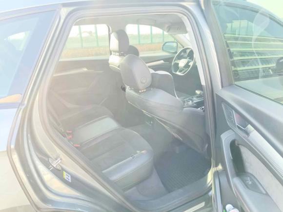 [上海·沪D] 二手奥迪奥迪Q5L2020款 45 TFSI 尊享豪华运动型