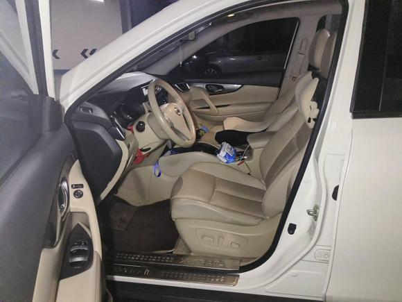 [成都·川A] 二手日产奇骏2014款 2.5L CVT豪华版 4WD