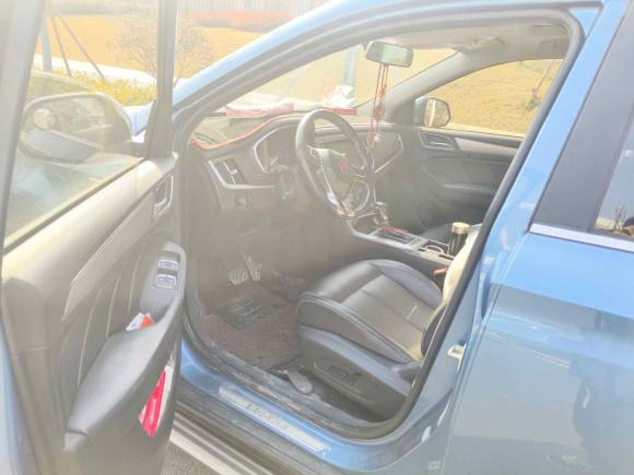 [武汉·鄂A] 二手荣威荣威RX52016款 20T 两驱自动互联网智享版