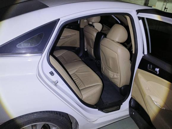 [成都·川G] 二手现代索纳塔2011款 2.0L 自动豪华版