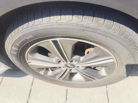 [苏州·苏E] 二手现代北京现代ix252015款 1.6L 自动两驱智能型GLS