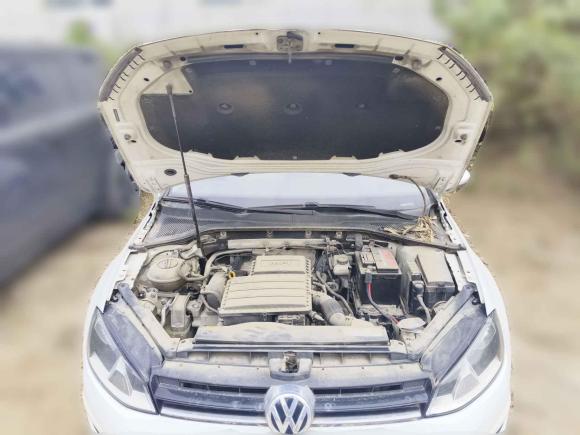 [青岛·鲁B] 二手大众高尔夫2014款 1.6L 自动舒适型