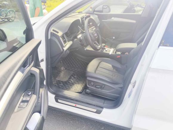 [无锡·苏B] 二手奥迪奥迪Q5L2020款 改款 40 TFSI 荣享时尚型