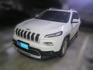 Jeep自由光2016款 2.0L 优越版