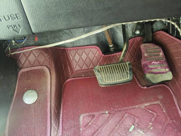 [西安·陕A] 二手起亚起亚K22012款 两厢 1.4L AT 炫酷纪念版