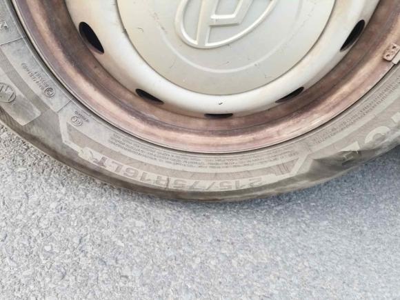 [南通·苏F] 二手上汽大通MAXUS新途V802021款 2.0T 手动经典傲运通长轴中顶6/7/8/9座