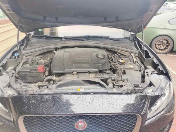 [南京·苏A] 二手捷豹捷豹F-PACE2018款 2.0T 四驱都市尊享版