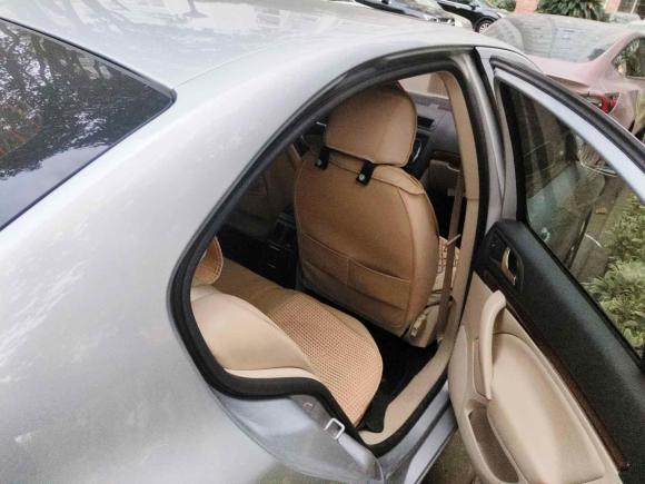 [上海·沪A] 二手斯柯达明锐2012款 1.6L 自动逸俊版